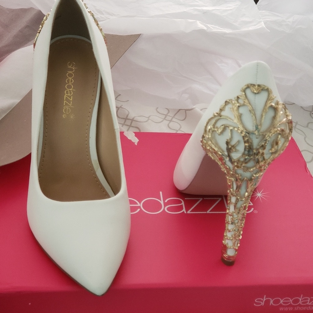 Never worn White heels
